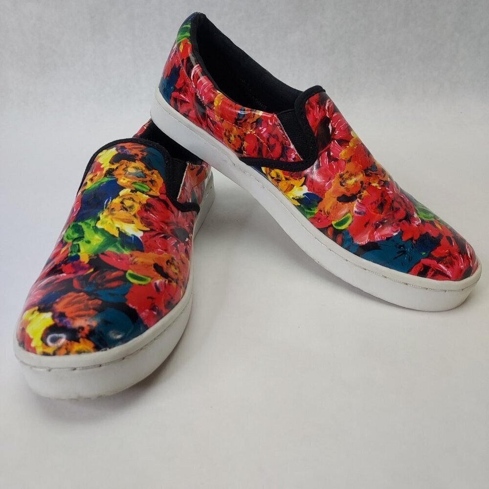 Wild Pair Shoe Alondra Womens 8.5 Fashion Sneakers Multicolor Floral Slip-On Y2K